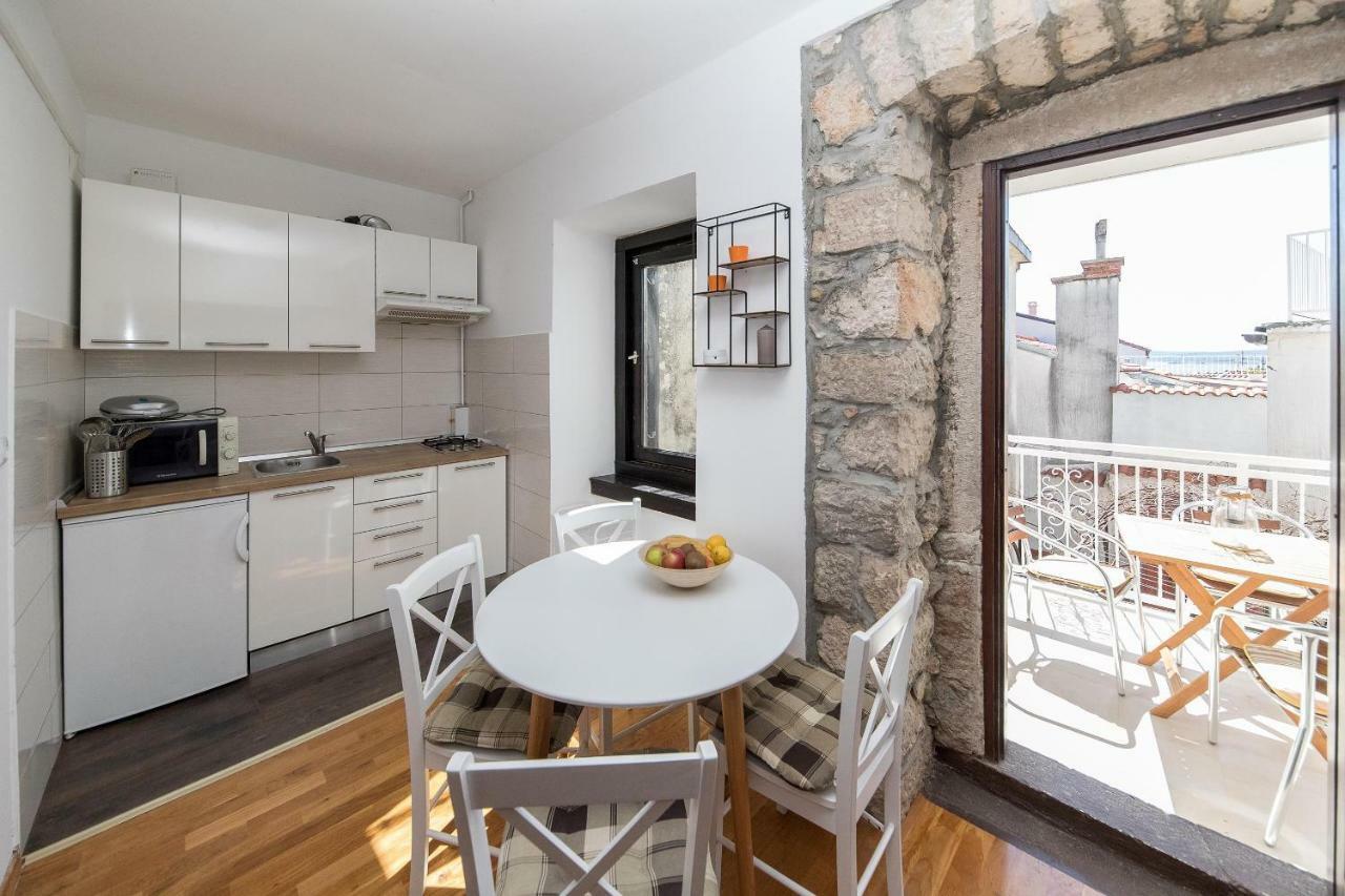 Apartmani Kristina Цриквеница Экстерьер фото